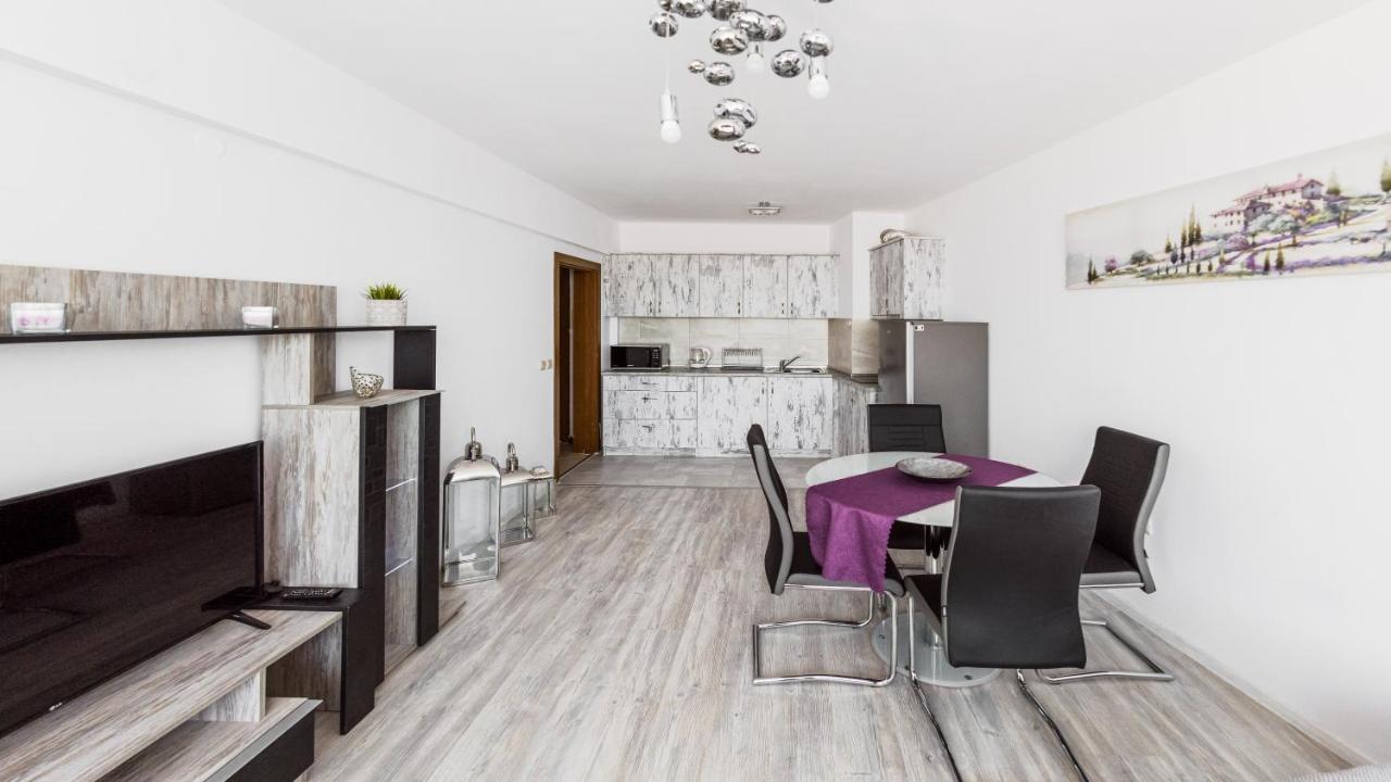 Next To Gondola. Cosy & Elegant 2 Bedroom Apartment In Neon Complex Bansko Ngoại thất bức ảnh